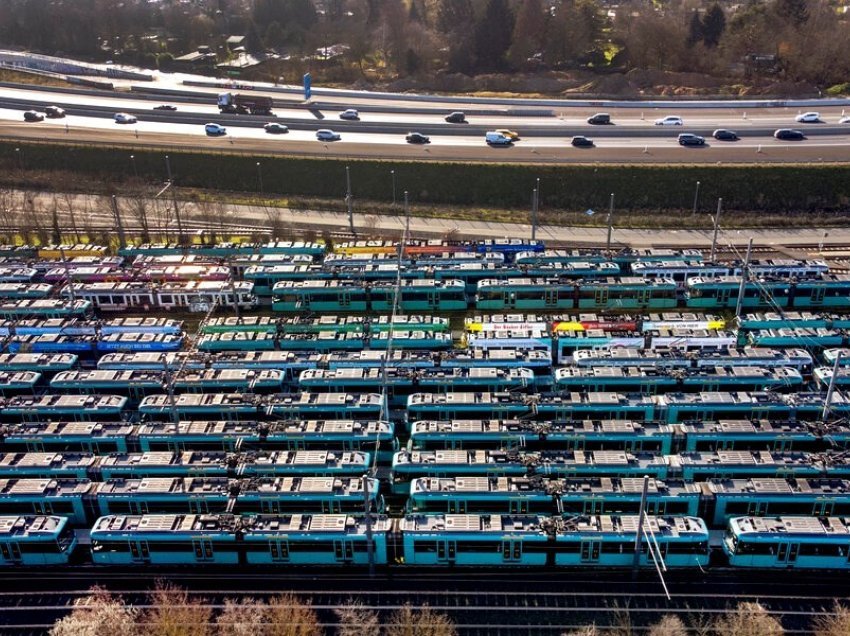 Transporti lokal në Gjermani në grevë, ndalen qarkullimet