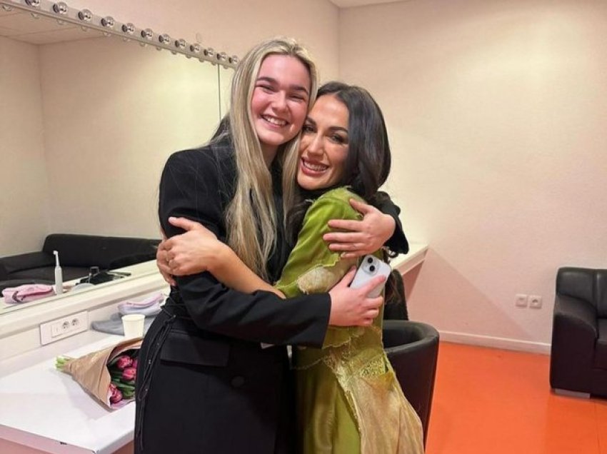 Elhaida Dani surprizon konkurrenten e X-Factor në mënyrën më të bukur