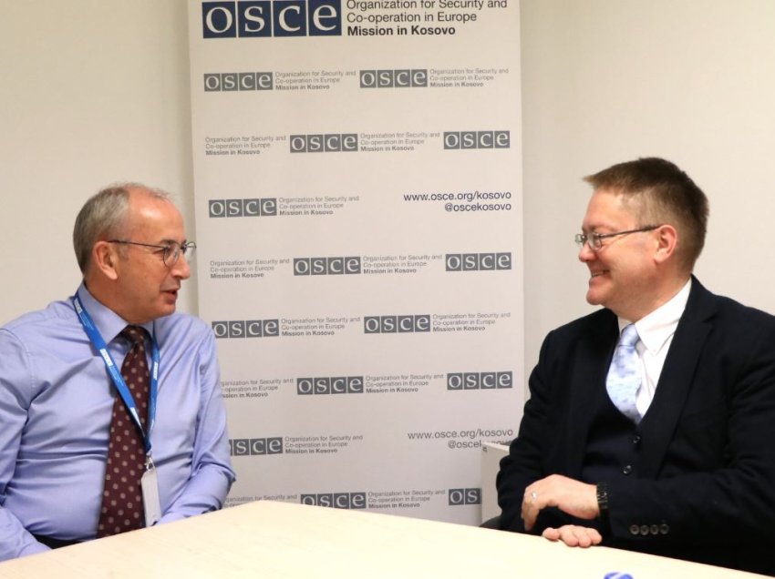 Abbott takohet me shefin e OSBE-së: E falënderova për rolin jetik të tij në Kosovë