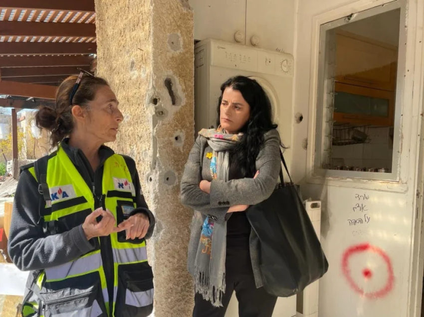 JP: Vasfije Krasniqi mbërrin në Izrael për të ngritur vetëdijen për dhunën seksuale të Hamasit