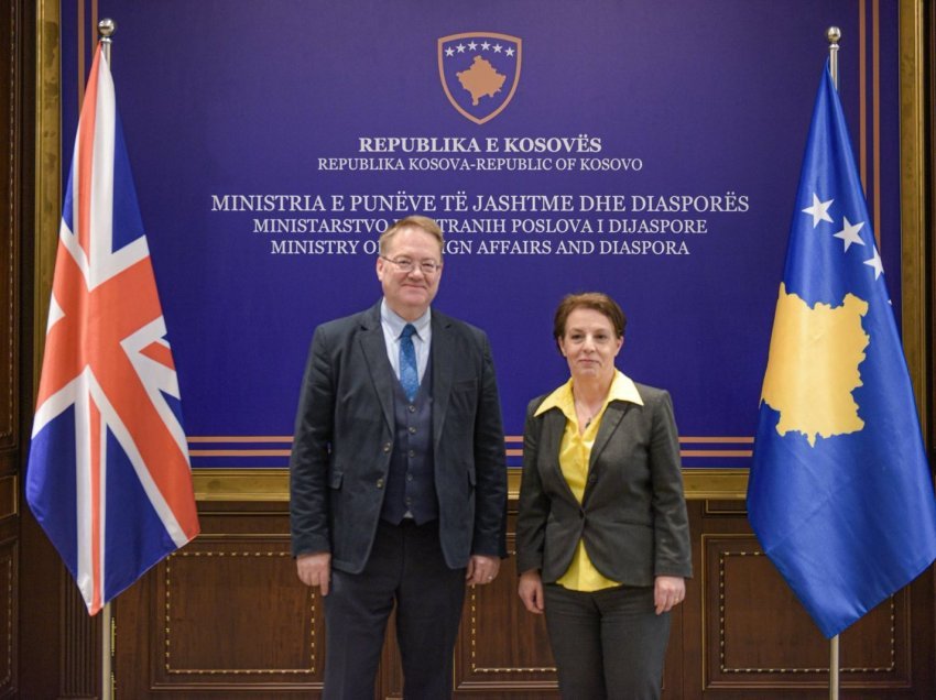 Gërvalla e falënderon Abbott për mbështetjen e Britanisë ndaj Kosovës