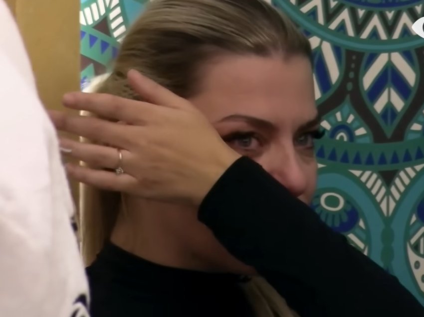 Rike Roçi emocionohet dhe nis të qajë në Big Brother VIP Albania pas debateve