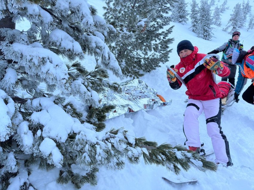 Brezovicë: Kërkim-Shpëtimi Malor i Kosovës jep detaje rreth rastit ku vdiq një skiatore e huaj