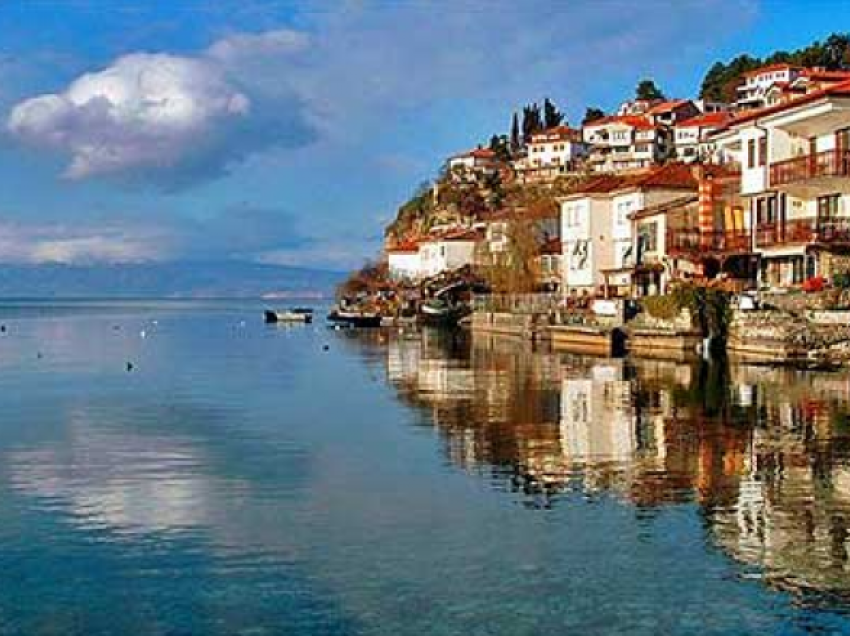Ministria e Arsimit dhe ajo e Kulturës: U miratua teksti i Projektligjit për shpalljen e Liqenit të Ohrit monument natyre