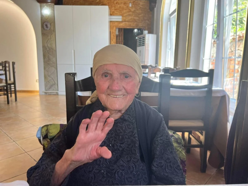 Vdes gruaja më e vjetër në Mitrovicë, 108 vjeçarja Bahtije Idrizi