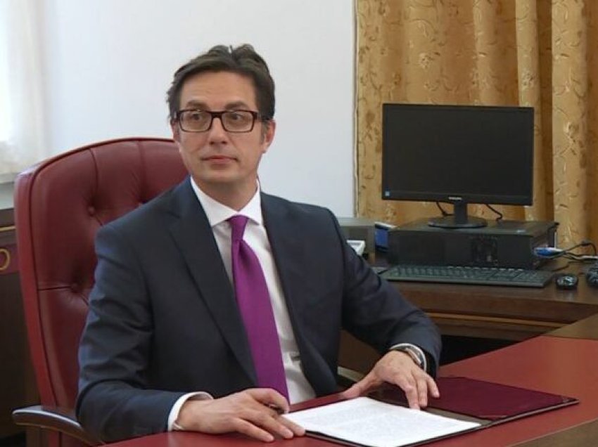 Pendarovski shqetësohet për rënien e interesit për BE-në në rajon dhe në Maqedoni të Veriut
