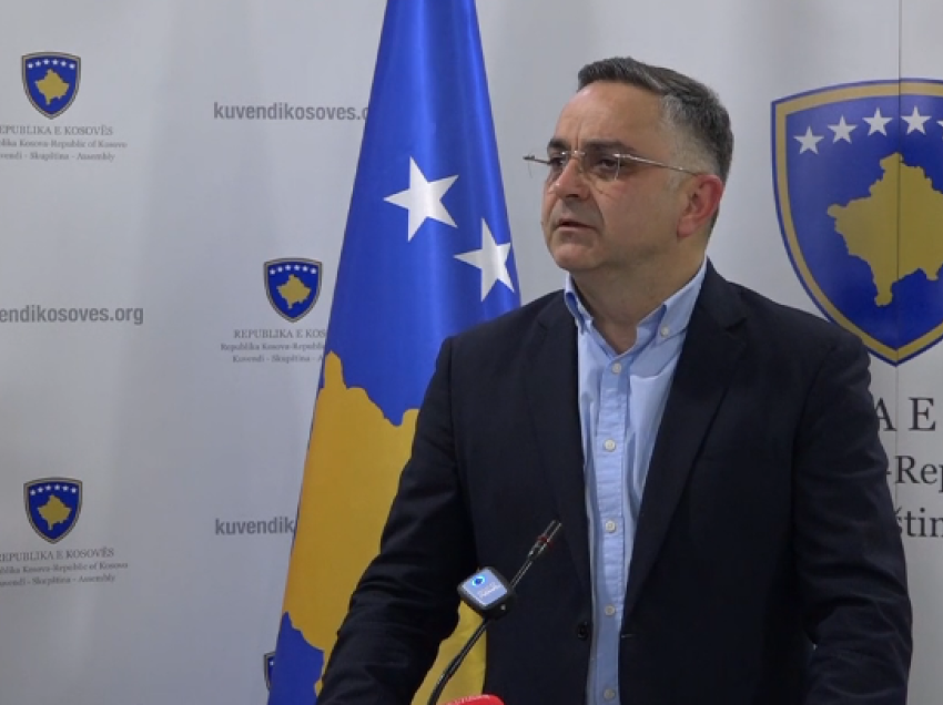 Tahiri: Dinari nuk ka vend të qarkullojë në asnjë sistem të pagesave, në asnjë pjesë të Kosovës