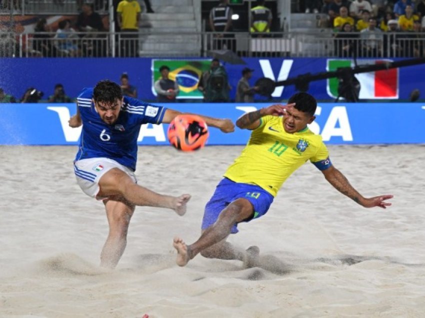 Brazili kampion bote në futbollin e plazhit