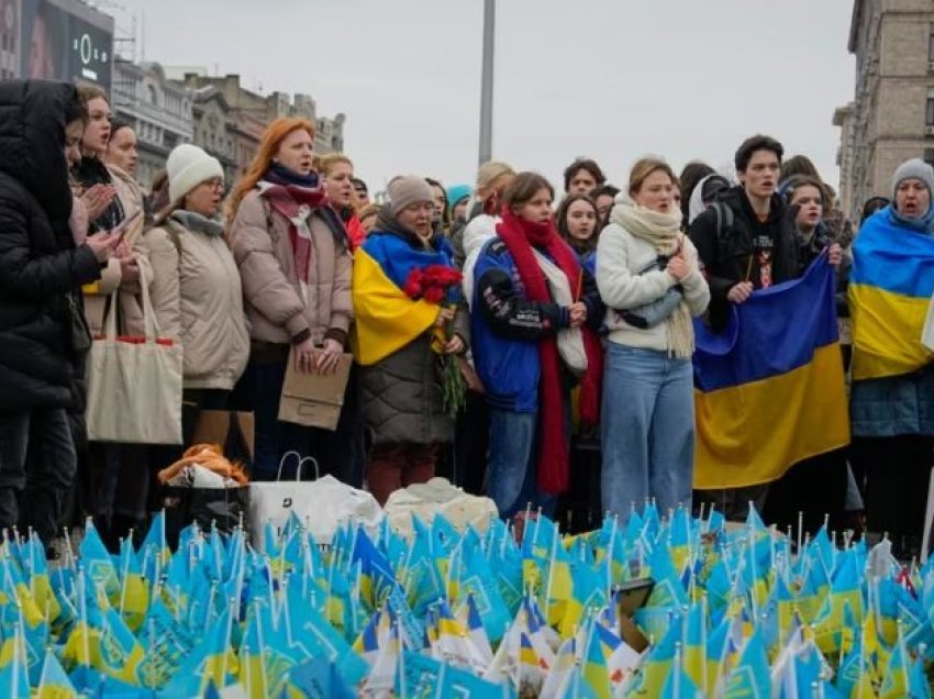 Ukrainë, ekonomia e dëmtuar nga lufta po tregon shenja të rimëkëmbjes