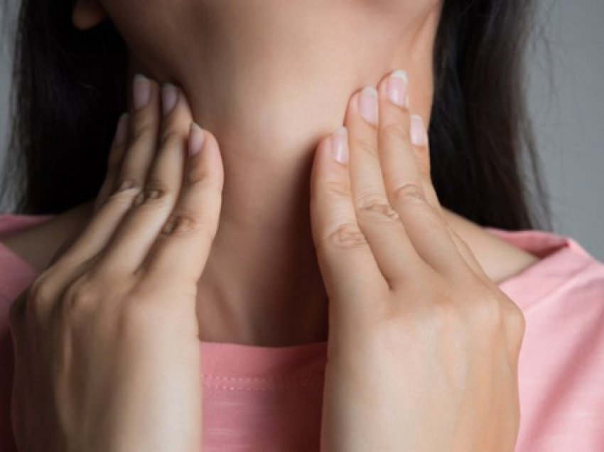4 shenjat paralajmëruese që ju dërgoni trupi kur gjëndra tiroide ka dalë jashtë kontrollit