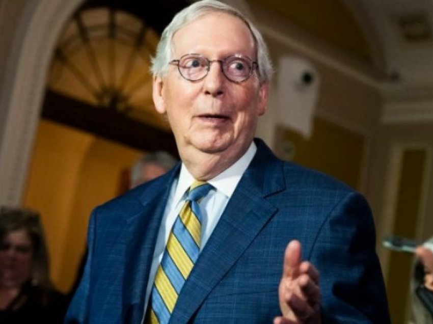 Mitch McConnell do të largohet nga posti i udhëheqësit republikan të Senatit