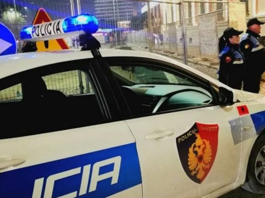 Përndiqte një shtetase duke i hapur profile false me përmbajtje denigruese në rrjete sociale, arrestohet 45-vjeçari në Tiranë