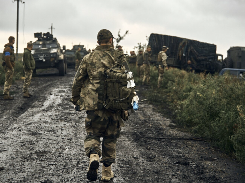 Ukraina pretendon se Rusia ka humbur mbi 375 mijë trupa në luftë