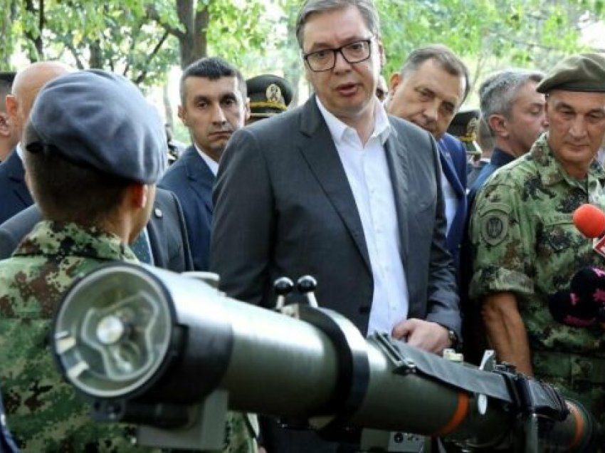 Ekspertët e sigurisë: A po e përgatit Vuçiq terrenin për një luftë të re? 