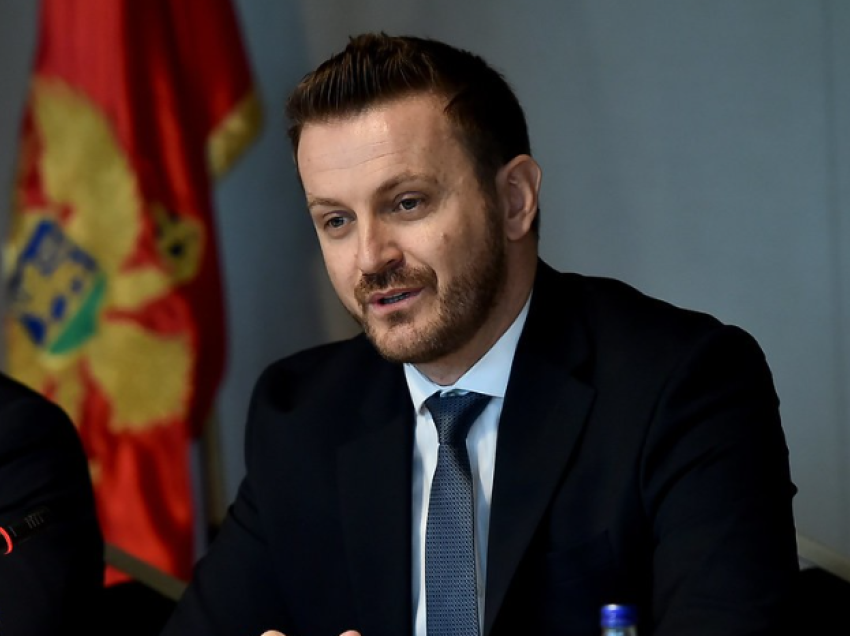 Ministri shqiptar në Mal të Zi: Japim dorëheqje nëse iniciohet tërheqja e njohjes së Kosovës