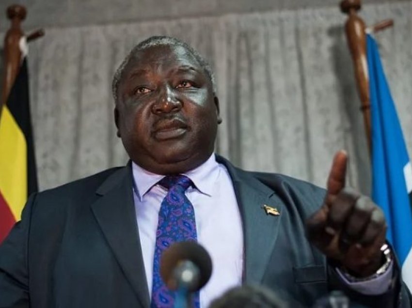 Ministri i Ugandës thotë se njerëzit që vdesin nga uria janë idiotë