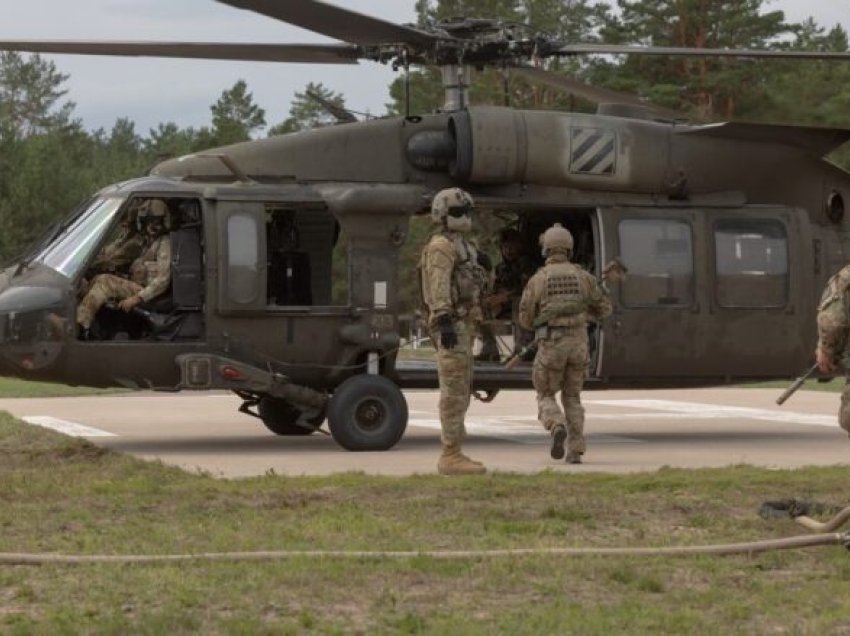 Amerikanët miratuan shitjen e tetë helikopterëve të fuqishëm ushtarak Black Hawk për Kroacinë