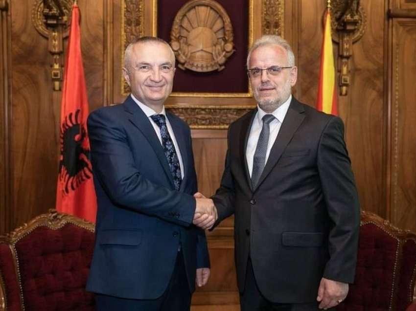 Kryeministri i parë shqiptar i RVM, Ilir Meta shpreh urimet për Talat Xhaferin
