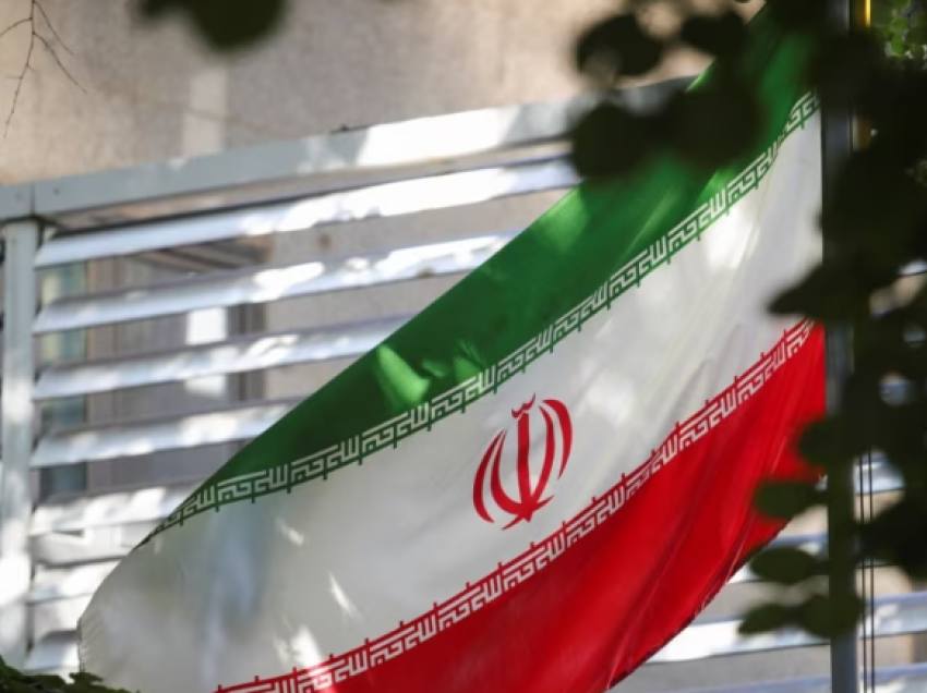 Irani ekzekuton katër persona nën dyshime se ishin spiunë të Mossadit