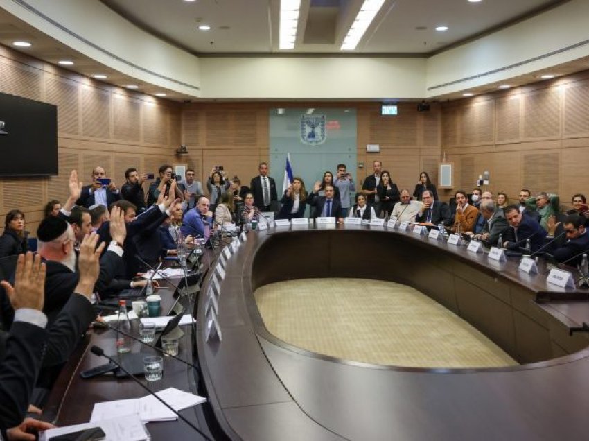 Deputeti i Knesset-it mbështeti padinë kundër Izraelit, tani kërcënohet me përjashtim nga Parlamenti