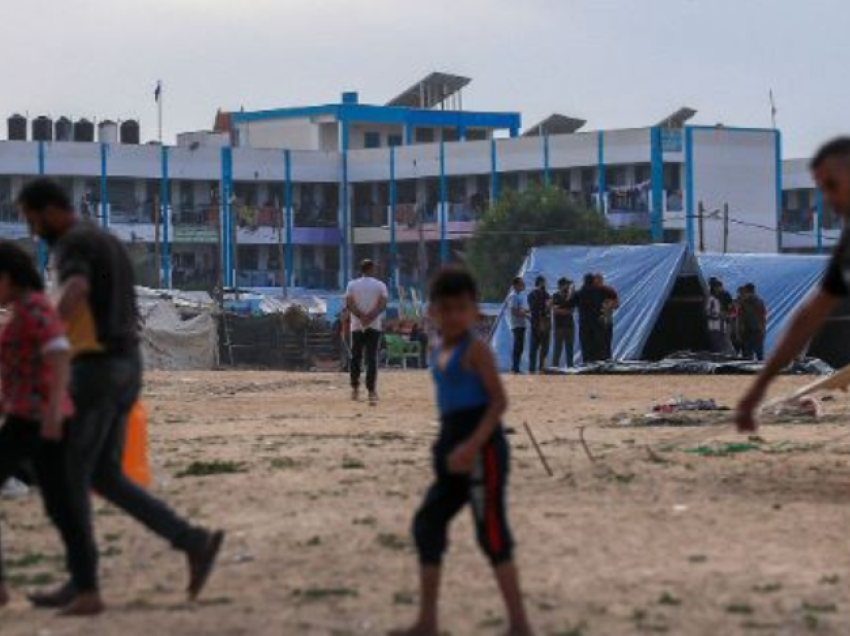 Suedia pezullon fondet për UNRWA