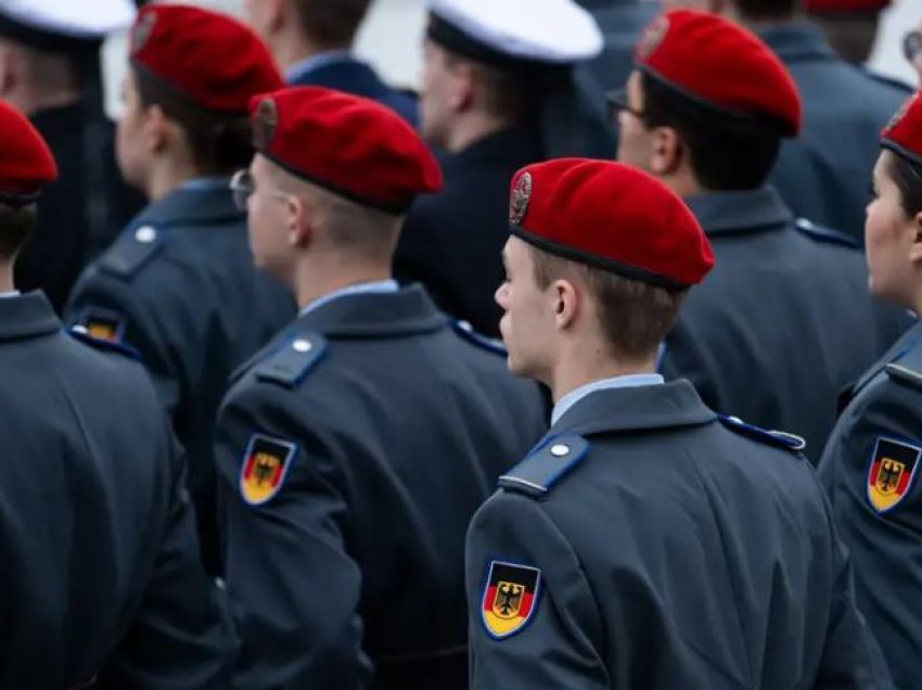 A po rikthehet shërbimi ushtarak i detyrueshëm në Gjermani?