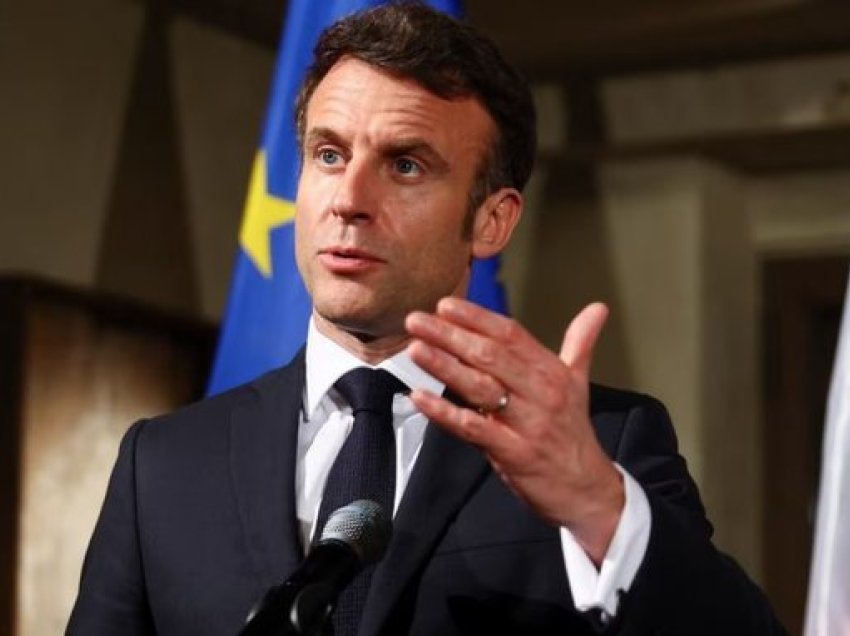 Macron sqaron qëndrimin e Francës: S’do të ketë vendosje të menjëhershme trupave perëndimorë në Ukrainë