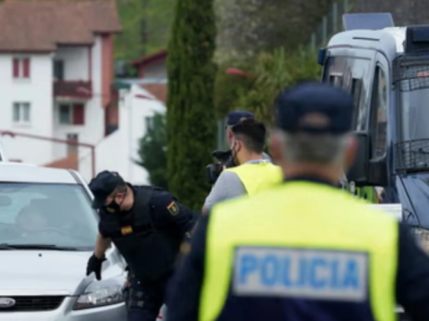 Shqiptari hap zjarr ndaj policisë spanjolle gjatë operacionit antidrogë, tre persona në pranga