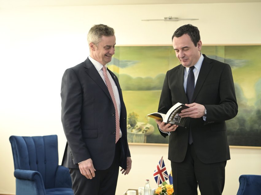 Kryeministri Kurti mirëpriti Ambasadorin e ri të Mbretërisë së Bashkuar, Jonathan Hargreaves