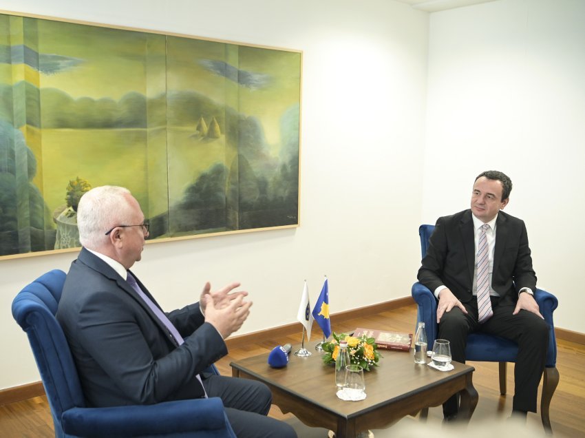 Kryeministri Kurti priti një delegacion të këshillave rajonale kombëtare boshnjake