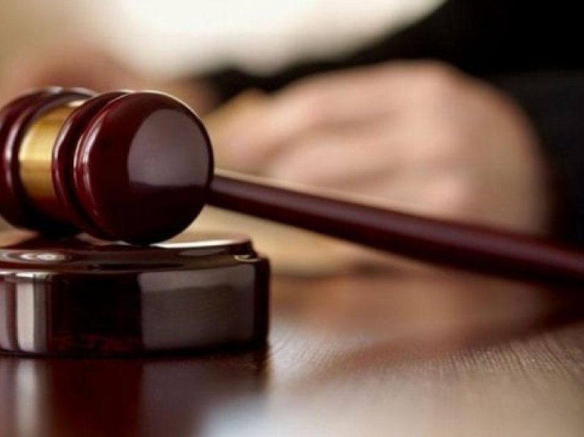 Dënohet me 25 vjet burgim i akuzuari për vrasjen e djalit për çështje pronësore në Podujevë