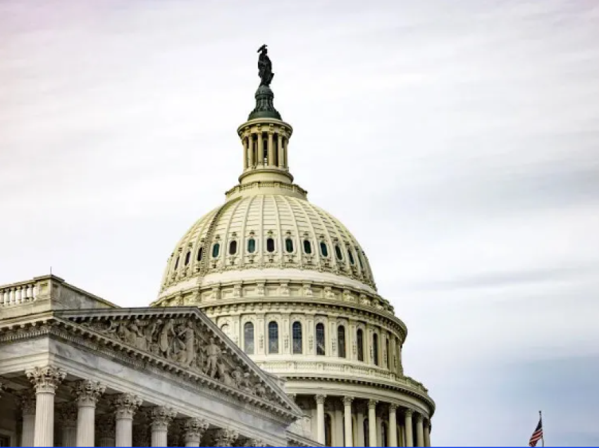 Kongresi amerikan miraton projektligjin e dytë për financimin e qeverisë pa ndihmën e Ukrainës