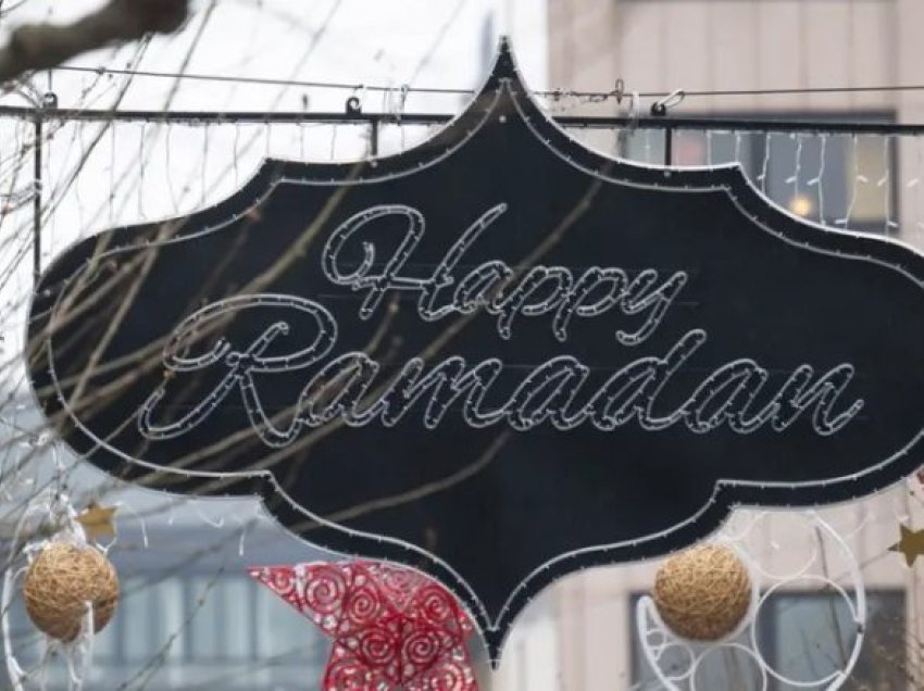 Qyteti i parë gjerman që dekorohet për të shënuar muajin e shenjtë të Ramazanit