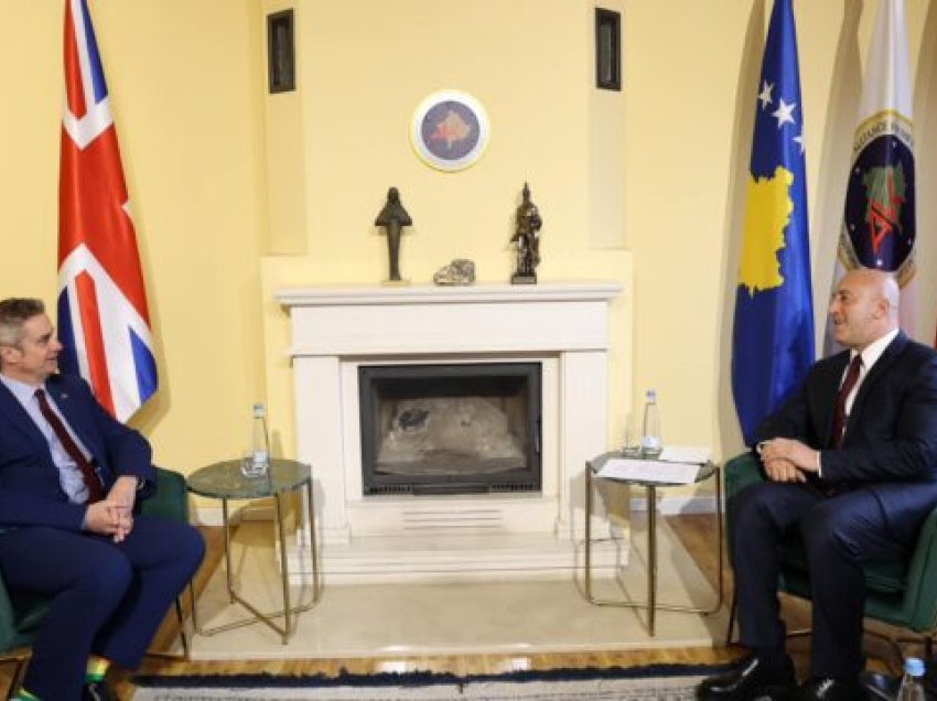 Haradinaj takon ambasadorin e ri britatnik, i kërkon mbështetje për anëtarësimin e Kosovës në NATO