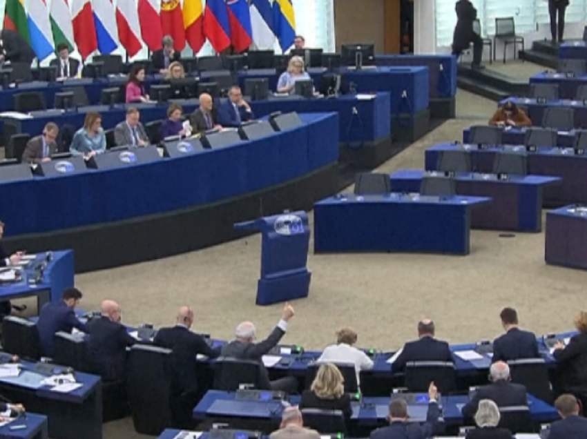 Parlamenti Evropian miraton ligjin e ri për lirinë e medias