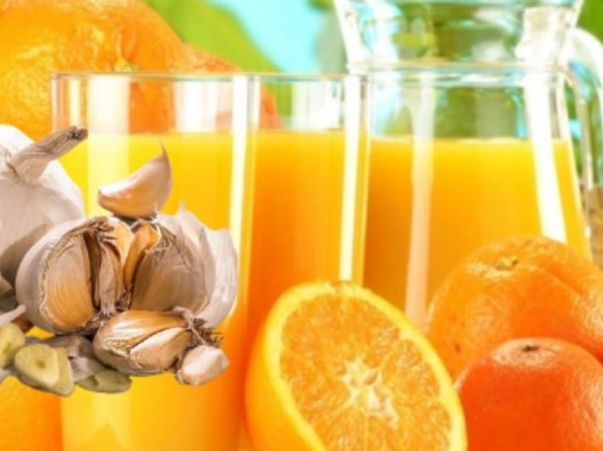 Shëron shumë sëmundje, si të përgatisni lëngun e portokallit me hudhra