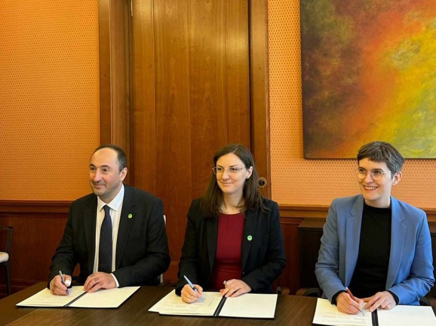 Kosova dhe Gjermania nënshkruajnë Deklaratën e partneritetit për klimën dhe energjinë