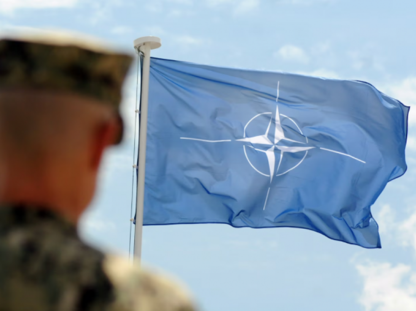 “Serbia është më afër NATO-s sesa Kosova”, ky është shpjegimi i zyrtarit të Aleancës Veri-Atlantike