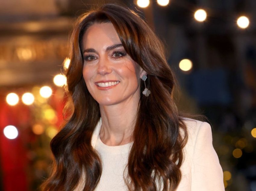Kate Middleton: Nusja mbretërore më e arsimuar në 300 vjet që po lufton me kancerin