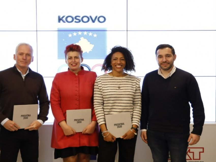 Vlerësohet procesi i zhvillimit të futbollit për vajzat në Kosovë