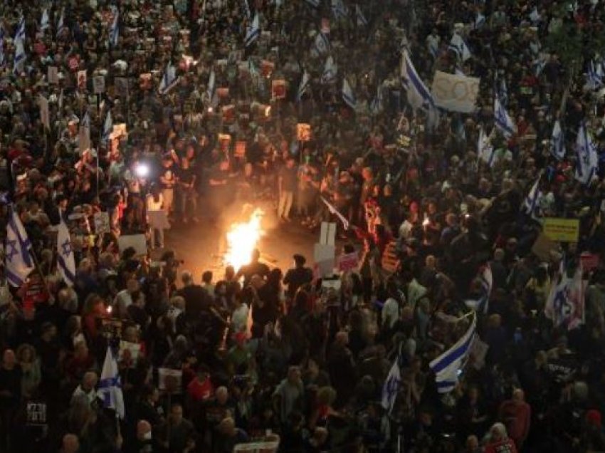 Protesta anti-qeveritare në Izrael, kërkohet lirimi i pengjeve në Gaza dhe largimi i Netanyahut