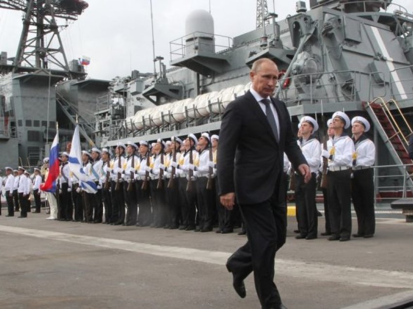 Një e treta e anijeve luftarake ruse në Detin e Zi janë mbytur ose paaftësuar nga forcat e Kievit