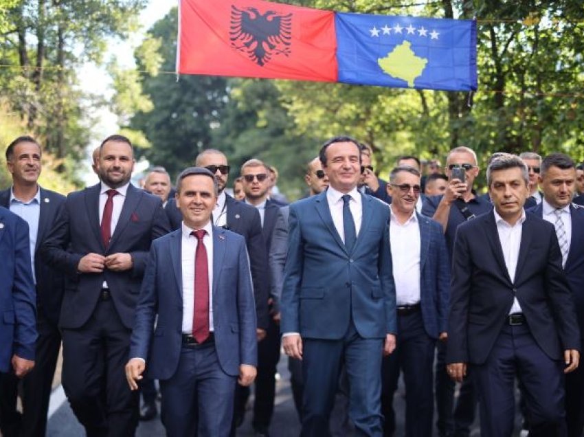 Vija ndarëse e politikës shqiptare në Kosovë e Maqedoninë e Veriut!