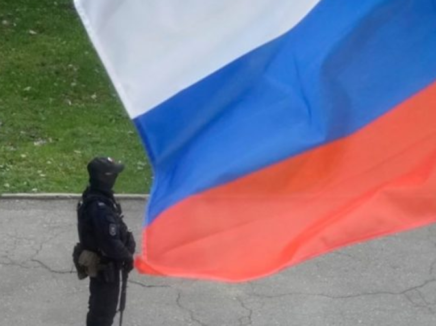 Rusia: Të gatshëm të shqyrtojmë propozime serioze për bisedime të paqes me Ukrainën