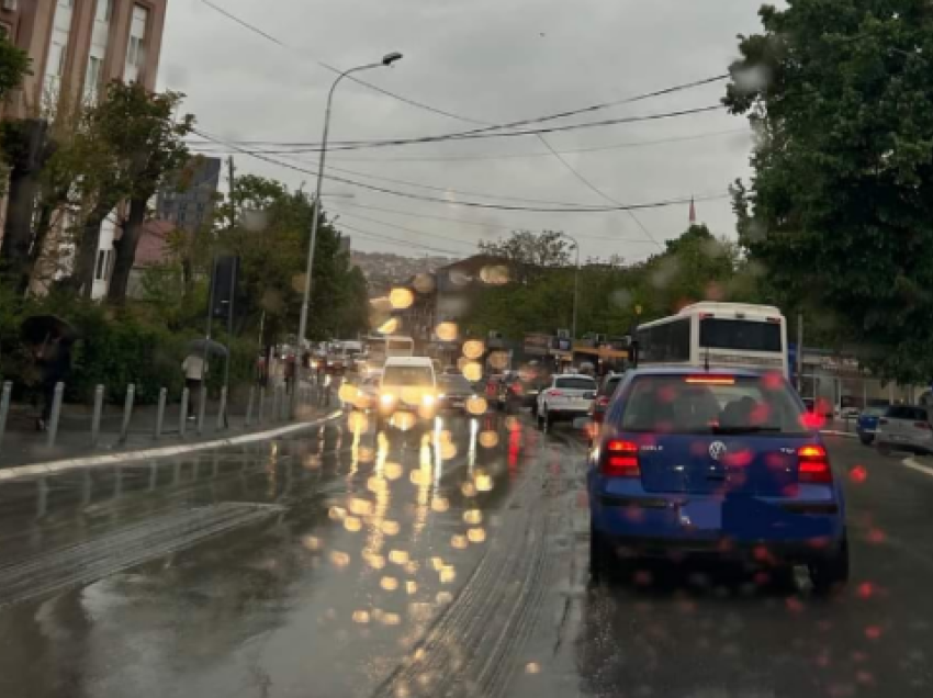 Reshjet e shiut, Policia del me një apel për shoferët 