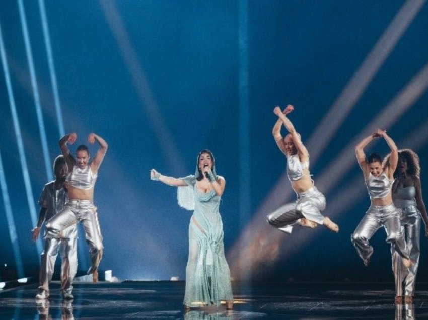 Besa Kokëdhima elektrizon skenën e 'Eurovision' me performancën fantastike